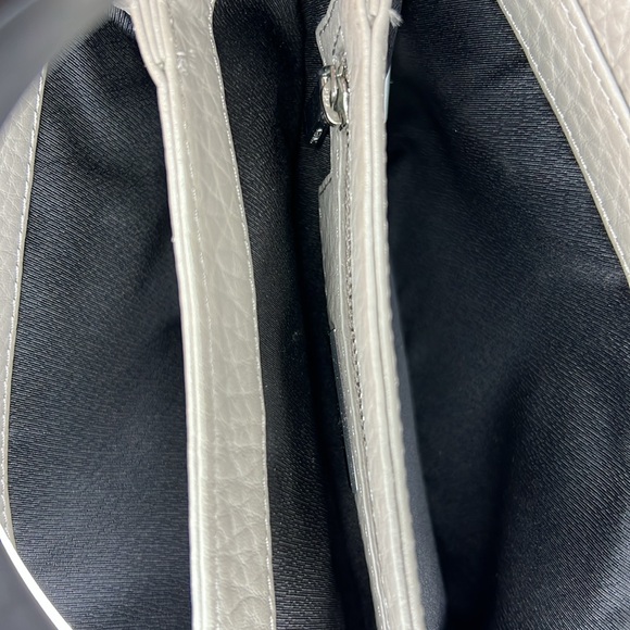 Aritzia Auxiliary Grey Calisch Pebble Leather Crossbody Bag - Picture 6 of 10